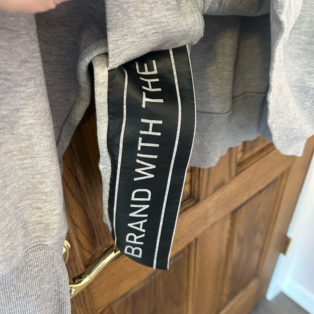 Adidas Gray Turtleneck Sweatshirt Athletic Women’s Medium - Picture 6 of 10